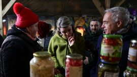 Mama națiunii: de la Elena Ceaușescu la „trad wife”. Care sunt implicațiile politice ale unui fenomen în creștere
