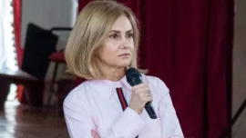 Adriana Stoicescu: „Într-o ţară de ev mediu, dar cu pretenţii de stat european, bătrânii României sunt trataţi ca un&nbsp;(…)