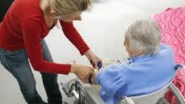 Salarii badante Italia 2026. Sumele au crescut oficial de la 1 ianuarie: câți bani primesc în mână româncele care&nbsp;(…)