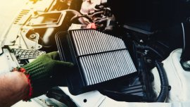 Aer condiționat care miroase urât după pornire: filtru, evaporator sau apă stagnantă, cum rezolvi corect