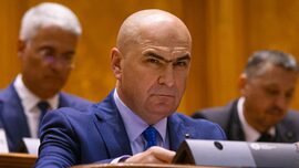 Guvernul României a cheltuit zeci de mii de lei pentru transport, catering, pixuri personalizate la Predeal