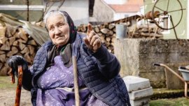 EXCLUSIV LIBERTATEA Mama lui Ilie Bolojan, către fiul ei premier: „Ai crescut dintr-un pământ puternic! Fă ce știi&nbsp;(…)