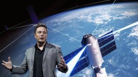 SpaceX vrea un milion de sateliți pentru centre de date AI pe orbită