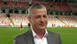 Nelu Varga a luat încă o „țeapă” istorică, dar englezii au altă versiune pentru îndepărtarea lui Zouma: „Eră de&nbsp;(…)