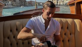 „Mi-am pierdut viața personală”. Calvarul trăit din cauza unei afecțiuni rare