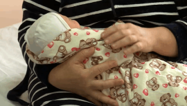 O femeie cu 5 nepoți, din Republica Moldova, a născut al 14-lea copil: „O să ne bucurăm ca şi de primii”. Ce vârstă (…)