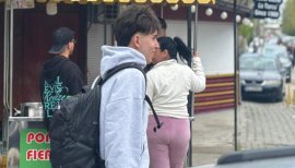 Cât costă un porumb fiert pe litoral de 1 Mai 2026. Prețul i-a făcut pe mulți turiști să renunțe la idee