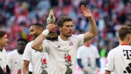 Secretul talismanului lui Bayern. Povestea neverosimilă a papagalului furat