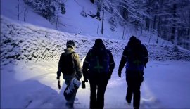 Un turist s-a rătăcit după ce a ales să schieze în afara pârtiilor marcate. Prietenii lui au alertat autoritățile