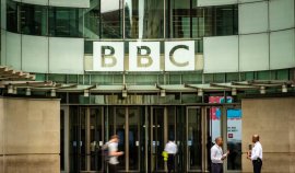 2.000 de angajați ai BBC News vor fi concediați. Este cel mai mare val de disponibilizări din ultimii 15 ani