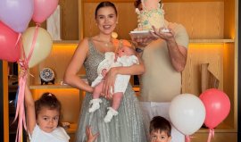 Emily Burghelea, despre experiența maternității. Cum i s-a schimbat viața de când are trei copii: „Cred că cel mai&nbsp;(…)