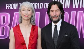 Keanu Reeves, apariție rară alături de iubita sa, Alexandra Grant. Cum au fost surprinși cei doi pe covorul roșu