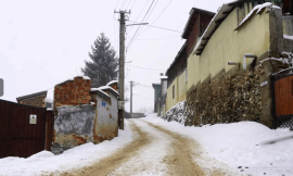 Derdelușul care l-a inspirat pe George Coșbuc. Orașul în care există încă „Iarna pe uliță”