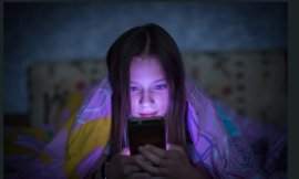 Încă o țară europeană vrea să interzică accesul la reţelele de socializare pentru copiii sub 15 ani. „Vedem un&nbsp;(…)