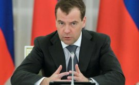 Groenlanda, la un pas de Rusia? Medvedev: Nu vor mai apărea steluţe noi pe steagul SUA