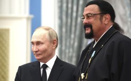 Ucraina a destructurat o rețea care furniza arme lui Steven Seagal și altor personalități pro-ruse