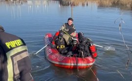 Oamenii își riscă viața pentru a-l găsi pe Sebastian, băieţelul de 4 ani înecat în Someş acum trei săptămâni