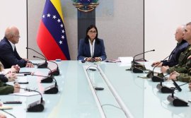 Preşedinta interimară a Venezuelei îi cere opozantei Maria Corina Machado să rămână la Washington