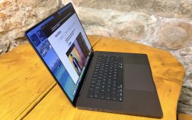 Am testat cel mai rapid laptop din lume – 5 motive să dai o mică avere pentru MacBook Pro 16 cu M5 Max, 128GB RAM și&nbsp;(…)