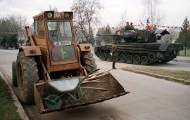 Povestea incredibilă a pensionarilor-genii, a invențiilor „top secret” și a farfuriei zburătoare made in România