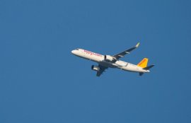 De ce folosesc avioanele noduri și nu km/h: diferența reală dintre milă terestră, milă marină și nod explicată simplu