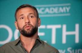 L-a făcut praf pe Răzvan Raț: „E ajutor de hoț acolo”