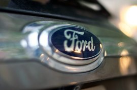 Şeful Ford spune că producătorii auto chinezi ar trebui ţinuţi departe de SUA