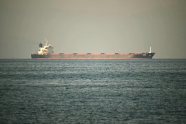 Iranul a anunțat închiderea strâmtorii Ormuz. „Vom incendia toate navele care încearcă să treacă”