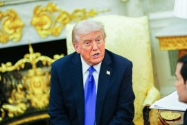 California dă în judecată administrația Trump pentru anularea subvențiilor de transport