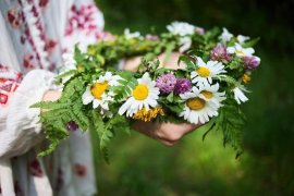 Când este echinocțiul de primăvară 2026. Tradițiile românești care promit să aducă noroc și bunăstare în tot restul&nbsp;(…)