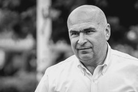 Bolojan, de la „salvator” la „asasin economic”. Datele INS arată o Românie prăbușită economic în ultimele 10 luni