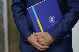 Un ministru interimar ar urma să fie numit la educație și cercetare, pentru a gestiona portofoliul, până după&nbsp;(…)