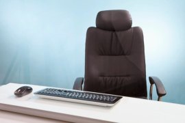 Meseriile care dispar treptat până în 2030. Joburile cu cel mai mare risc de concediere în următorii ani