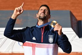 Novak Djokovic, surprins la plimbare noaptea în Belgrad, fără gardă de corp. Ce făcea campionul mondial la tenis&nbsp;(…)