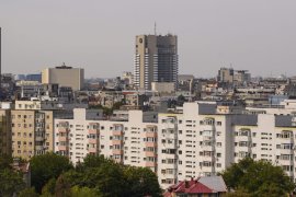 Soarta blocurilor comuniste din România îi sperie pe proprietari. Ce spun românii despre clădirile vechi de peste 50&nbsp;(…)