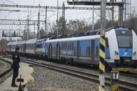 Două trenuri s-au lovit în Cehia: 42 de persoane rănite, două în stare gravă