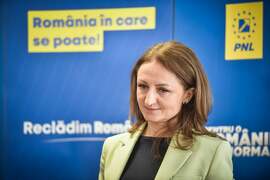 Presa, scoasă din sală la un proces de corupție din Sibiu / A fost audiată Daniela Cîmpean, președinta CJ, într-un (…)