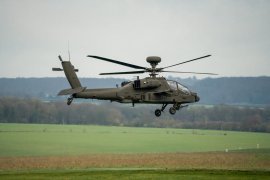 Noi forțe americane în România. Elicopterele de ultimă generație AH-64E Apache au ajuns la Baza Mihail Kogălniceanu