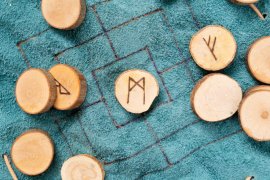 Horoscop rune azi, 14 aprilie 2026. Ansuz Inversat în a treia zi de Paște: nativii Gemeni, Rac și Scorpion prind cel&nbsp;(…)