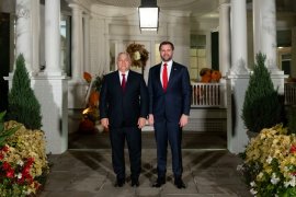 JD Vance, vizită strategică la Budapesta. Va anunța sprijinul direct al lui Trump pentru Orban la alegerile decisive&nbsp;(…)