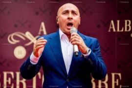 La mulți ani, Marcel Pavel! Un artist, o voce, un destin