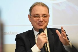 Luca Niculescu anunță progrese în negocierile cu partidele. Guvern politic sau mixt: ce variantă preferă premierul&nbsp;(…)