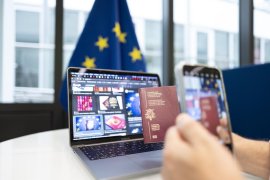 Portofelul digital european: cât de sigur este și ce riscuri aduce noua identitate electronică a UE / Va permite&nbsp;(…)