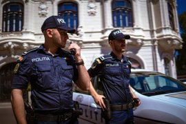 Bolojan: Va creşte vârsta de pensionare a militarilor, a poliţiştilor. Nu există altă posibilitate