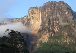 Unui cuplu de influenceri români li s-a refuzat intrarea în Venezuela. Ce s-a întamplat în urmă cu 24 de ore