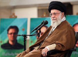 Alertă la Teheran: ayatollahul Ali Khamenei s-a ascuns într-un buncăr de teama unui atac american. Cine a preluat&nbsp;(…)