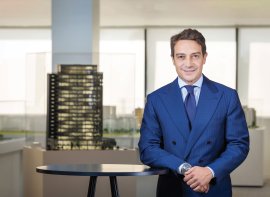 Cine este moştenitorul uneia dintre cele mai mari companii, cu afaceri şi în Romania. El reprezintă a treia&nbsp;(…)