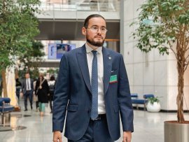 Cine este românul de doar 32 de ani, care a plantat 90 de hectare de vie şi a dezvoltat o cramă premiată&nbsp;(…)