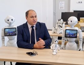 Cine este Mihai Dimian. Biografie: vârstă, studii, carieră. A fost propus pentru funcția de ministru al Educației