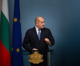 Coaliția condusă de euroscepticul Rumen Radev câștigă zdrobitor alegerile din Bulgaria